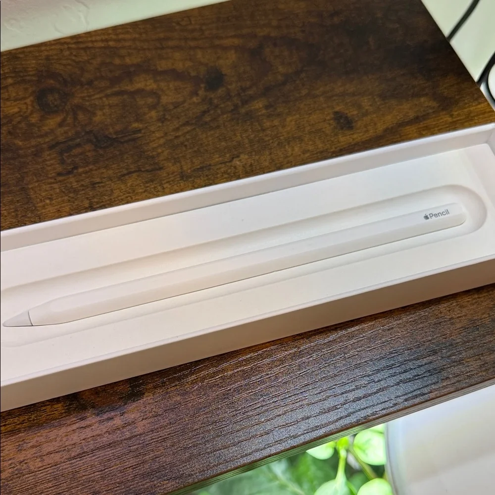 Apple Pencil in Classic White